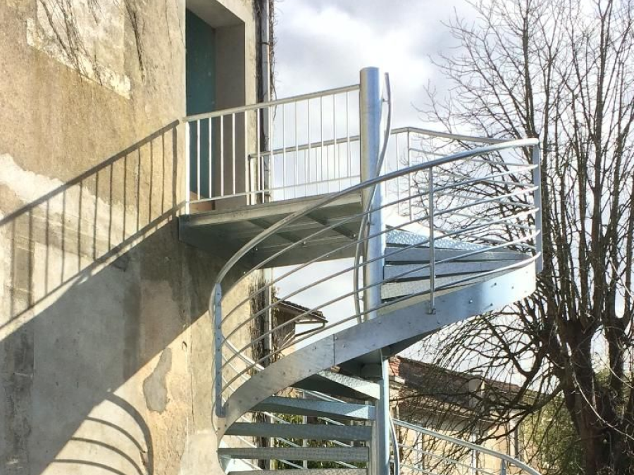 Sas Dubois Metallerie Perigueux SAS DUBOIS Metallerie Perigueux Escalier 1 5